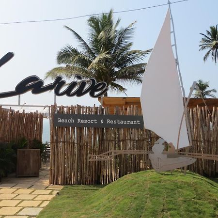 Larive Beach Resort Vagator Eksteriør bilde