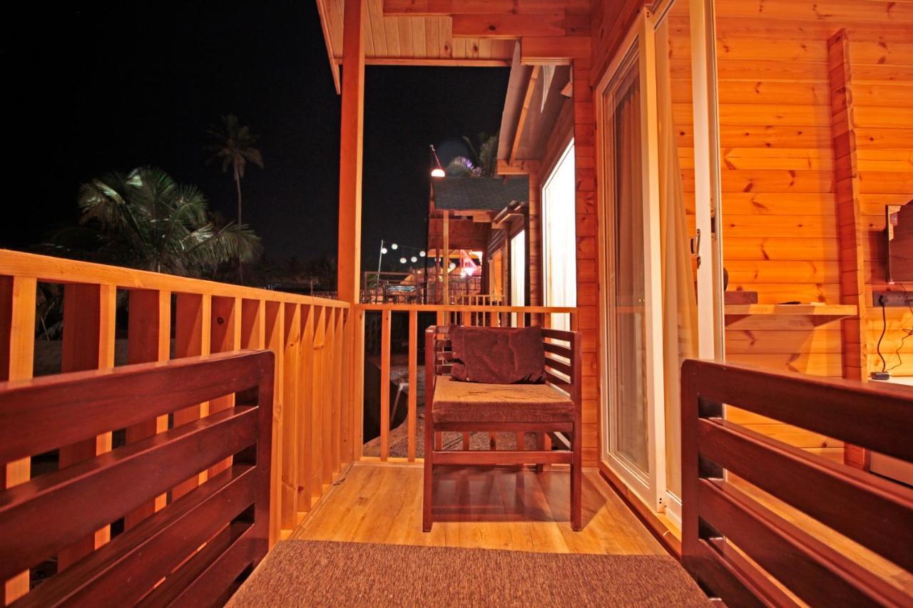 Larive Beach Resort Vagator Eksteriør bilde