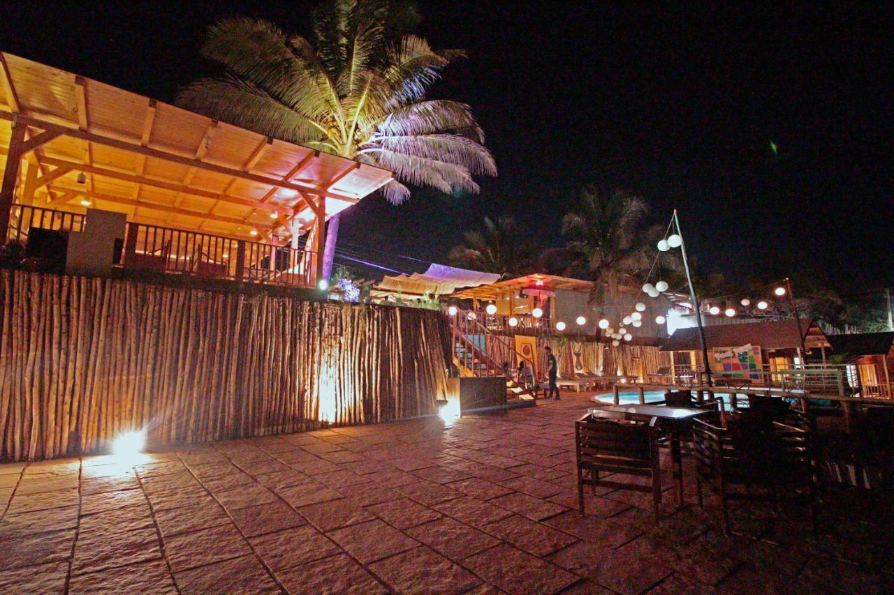 Larive Beach Resort Vagator Eksteriør bilde