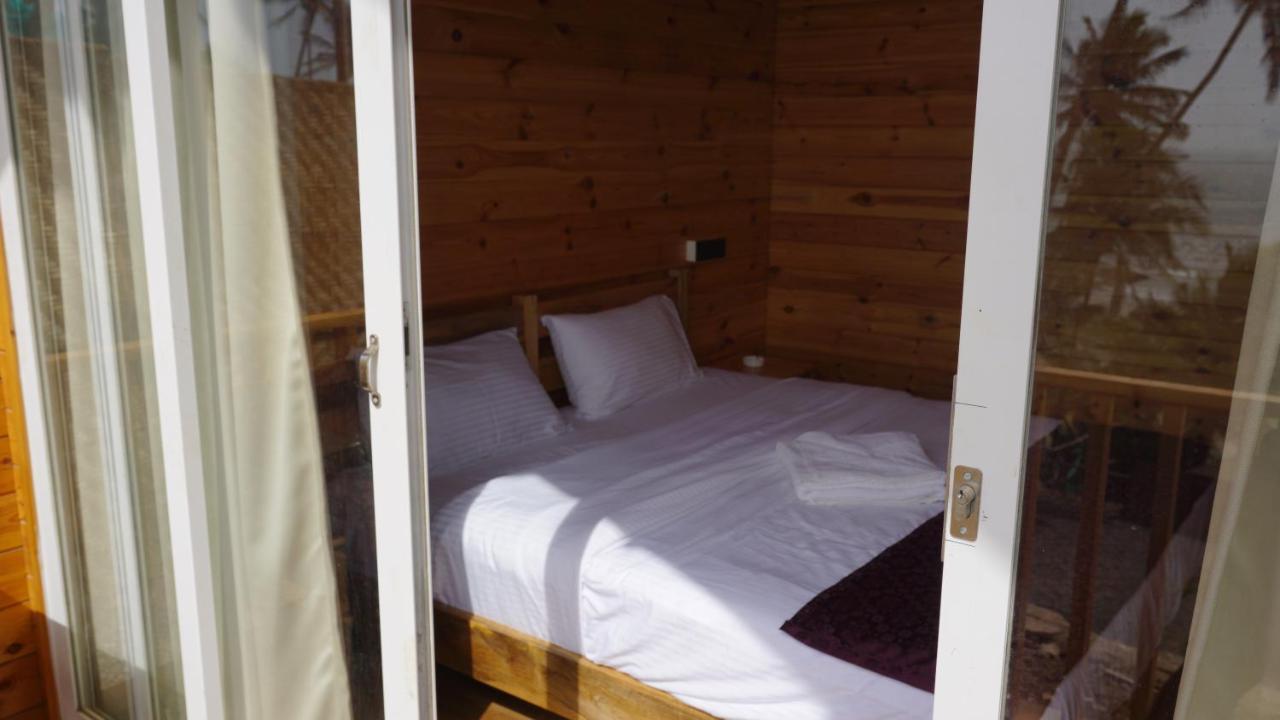 Larive Beach Resort Vagator Eksteriør bilde