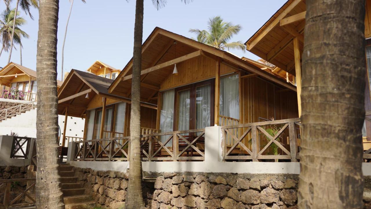 Larive Beach Resort Vagator Eksteriør bilde
